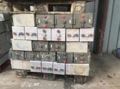 专业回收服务器旧保险柜高价回收电器