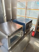 拆除回收新风机组二手空调库房设备废品物质